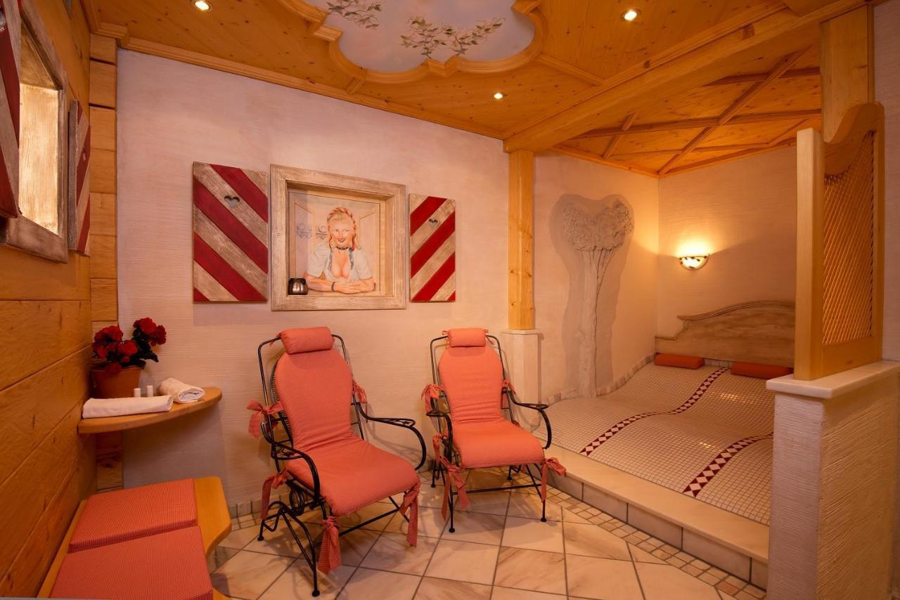 Hotel Garni Haus Tyrol Obertauern Exteriör bild