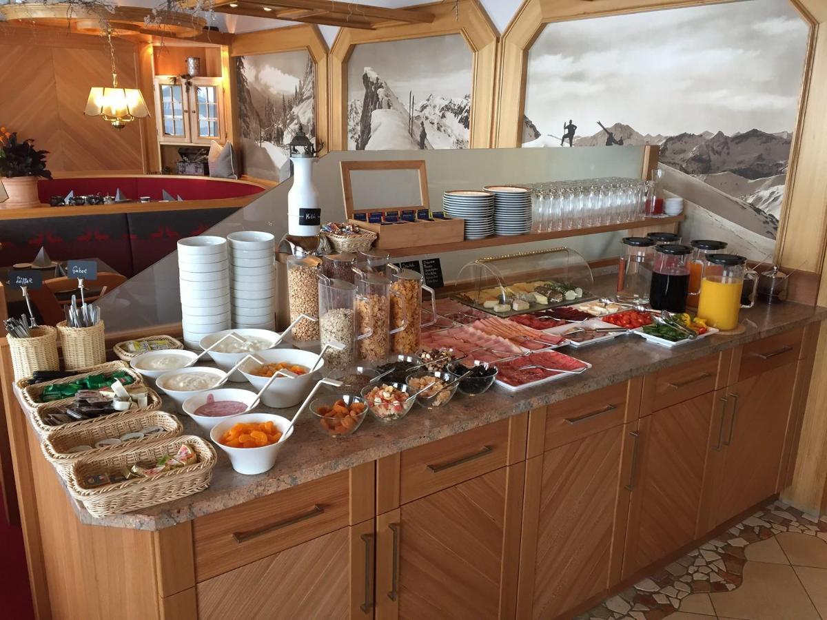 Hotel Garni Haus Tyrol Obertauern Exteriör bild
