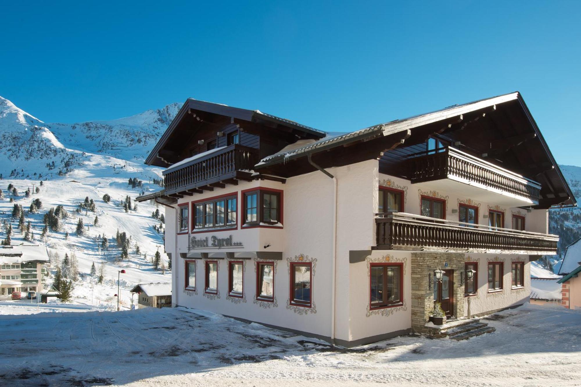 Hotel Garni Haus Tyrol Obertauern Exteriör bild